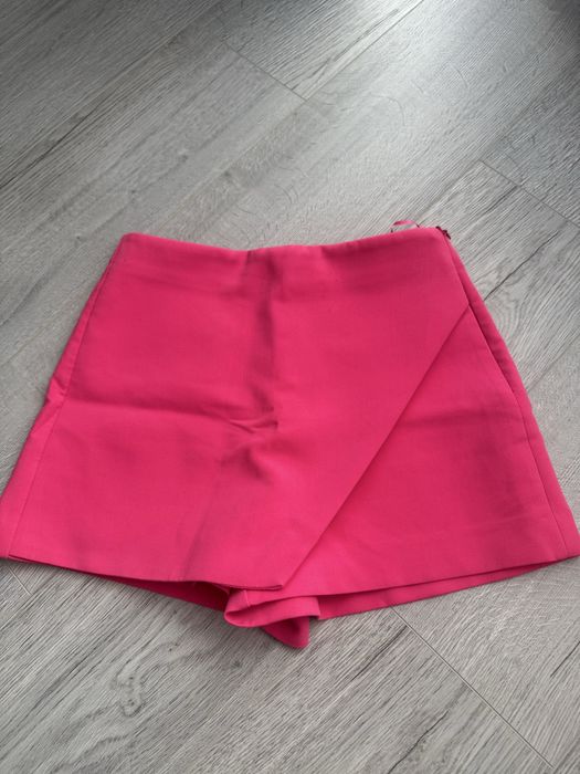 Къси панталони.