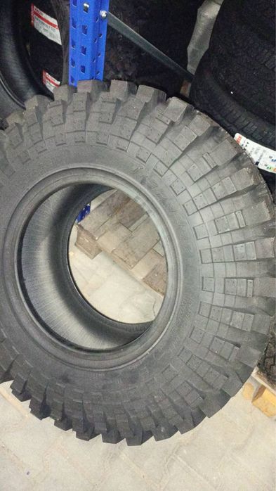 Продавам нови гуми Maxxis Trepador 35x12.5r16 r15