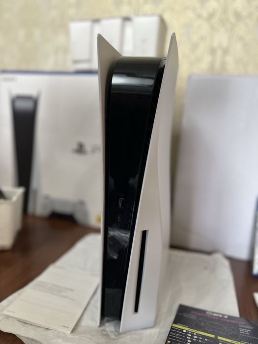 Продам новый playstation 5 box edition Itb