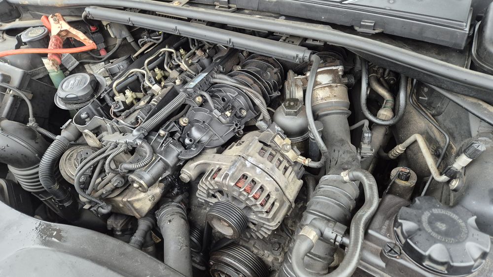 Vând injecție bmw e 90,n47