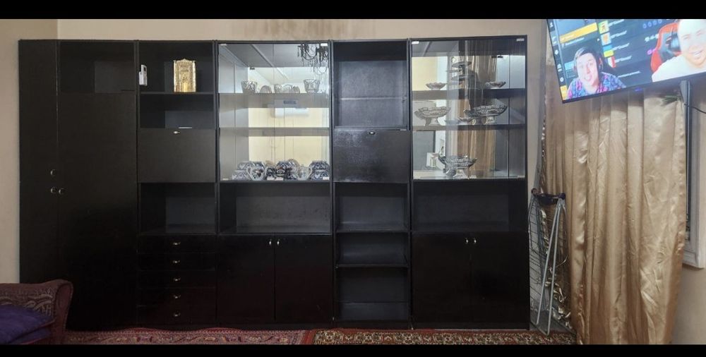 Мебел сотилади  холати яхши манзил кукон шахар янги бозор .