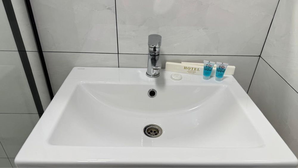 Eleon hotel гостиница