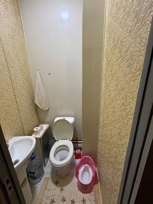 ПАРКЕНТСКИЙ м-в(Санора кафе, 307-школа)! Очень дёшево! Выкупная цена!