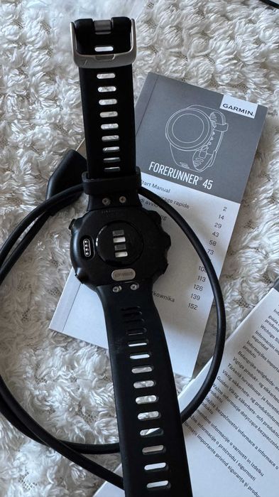 Ceas alergare Garmin Forerunner 45 negru 42mm GPS