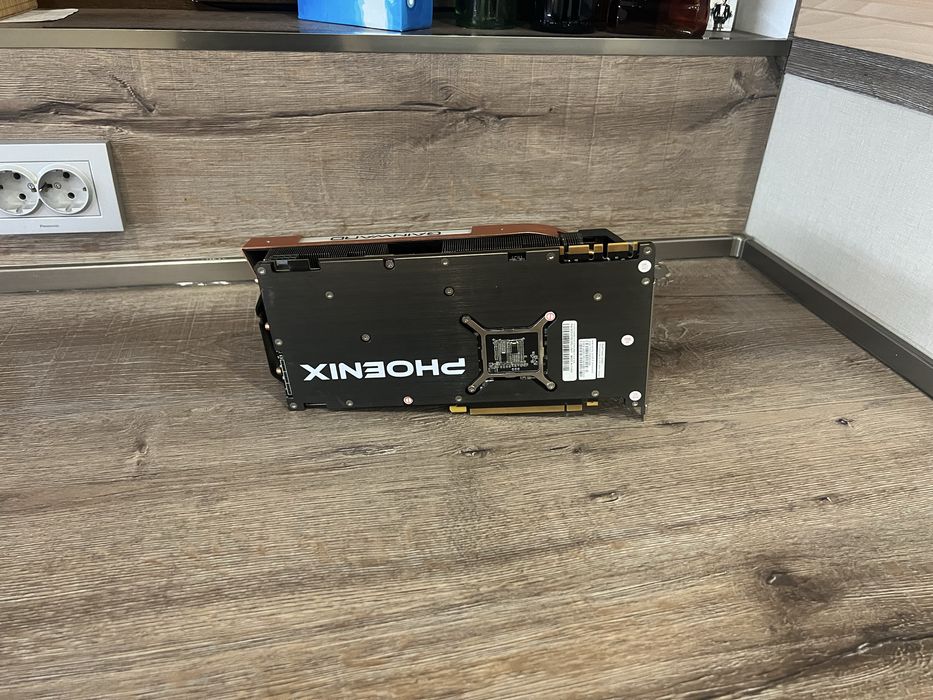 Видео карта / Gainward GTX 1070 8G Phoenix
