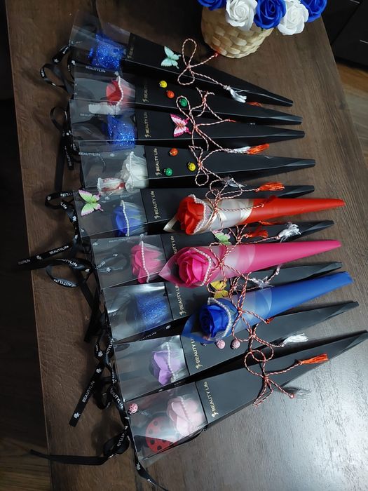 Martisor din trandafiri de sapun