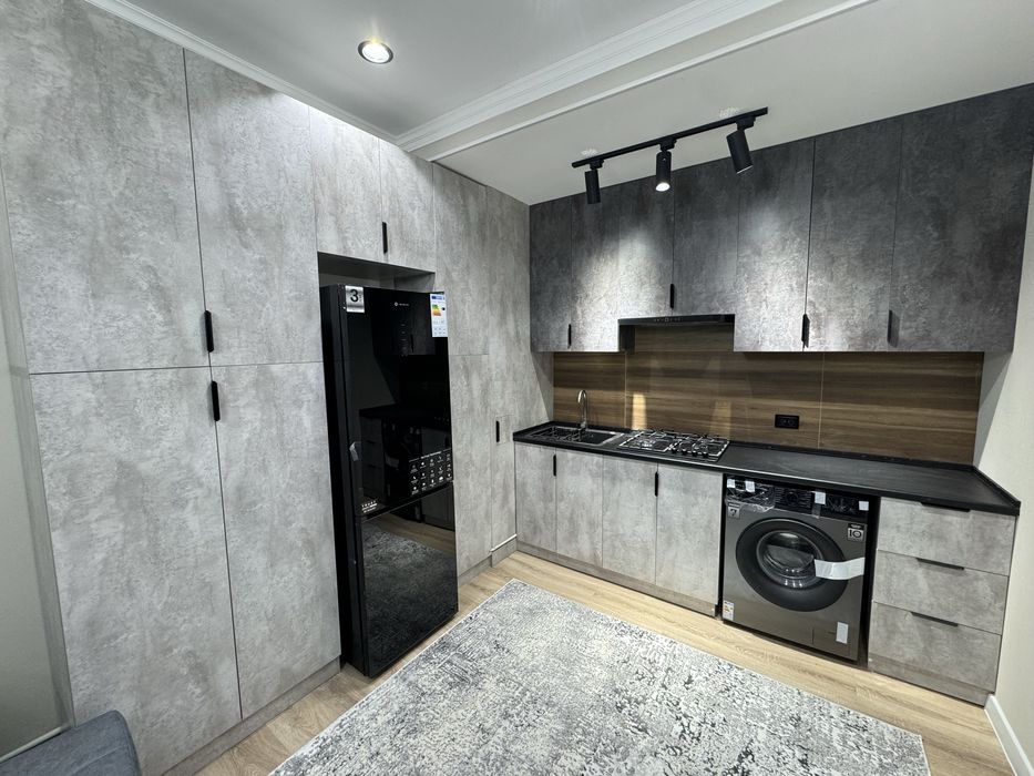 Своя Юнусабад-13 Новостройка 2/5/8 Евро ремонт+Встроенная мебель