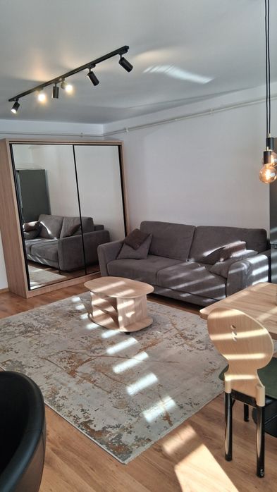 Ofer garsoniera Sub Cetate Sanpetru spre inchiriere . Telefon 0747656240