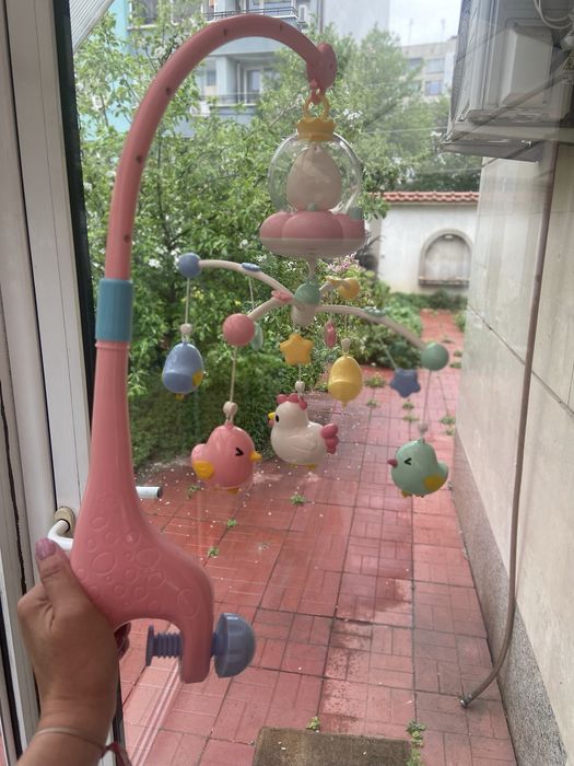 Въртележка за легло