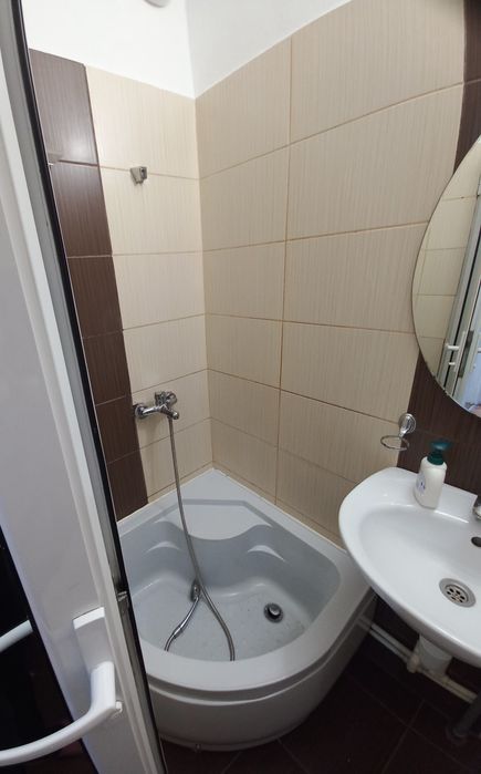 Inchiriez-ap. 1 camera