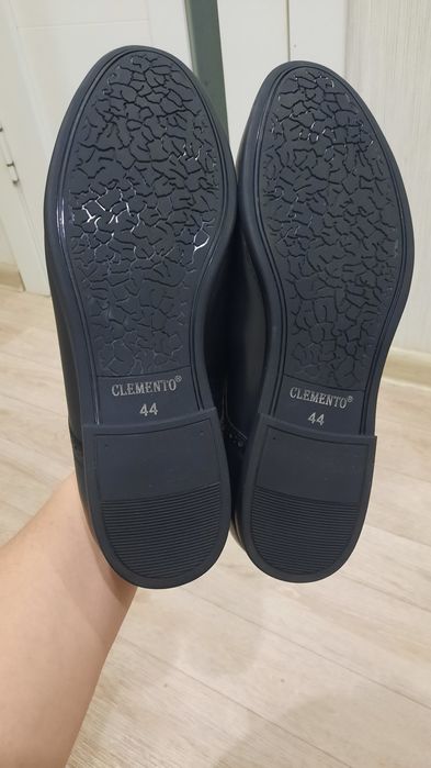 Продам новую обувь!