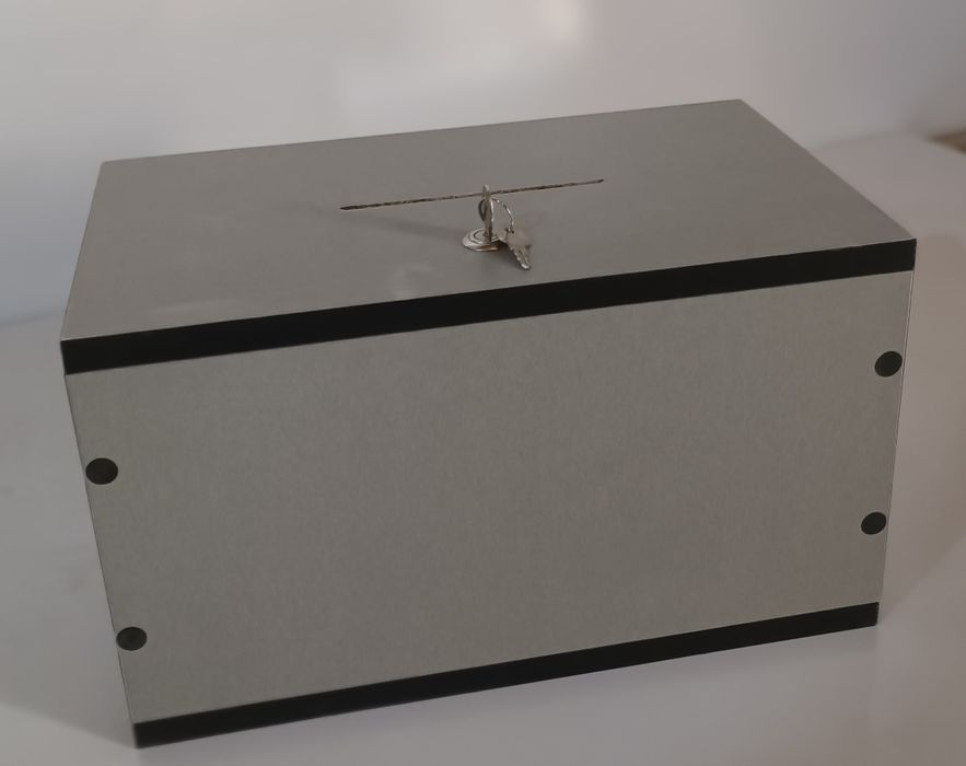 Pul yiğadigon sandiq