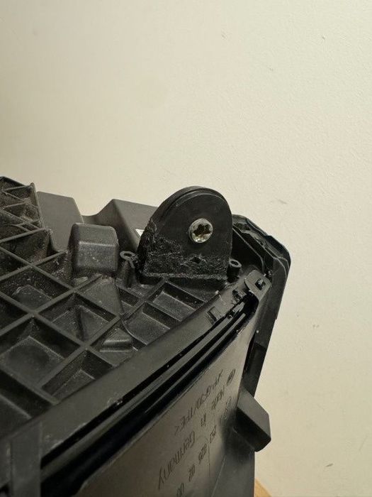 Reparatii piese plastic, sudura plastic, lipituri plastic