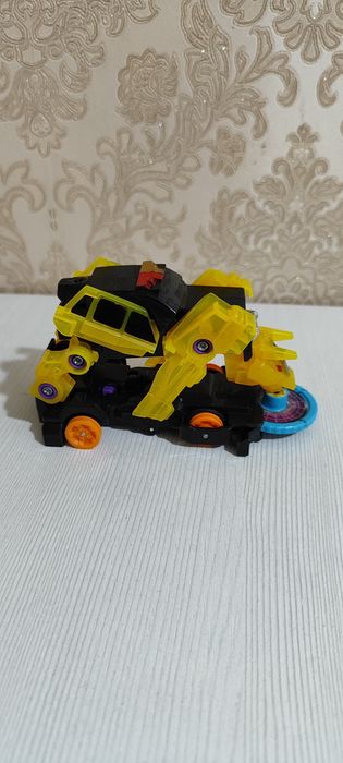 Продам скричеров! Машинка- трансформер!