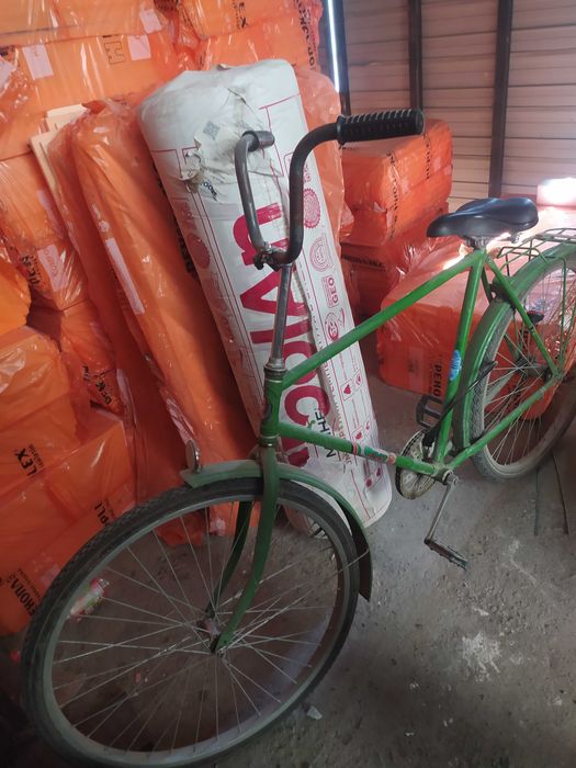 Velosiped ural  sotiladi