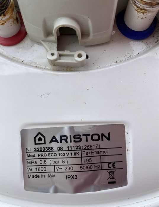 Vând mașina de spalat si boiler electric!