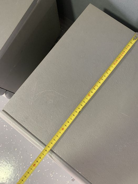 Vand 2 noptiere argintii