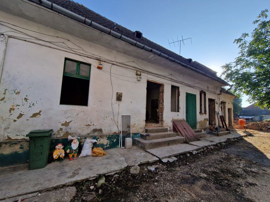 Proprietar - vand casa + teren 597mp
