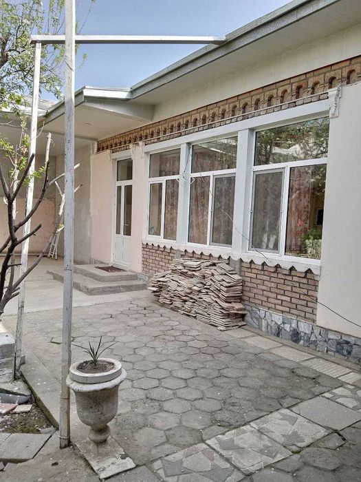 Тайёр барча қулайликларга эга ховли сотилади