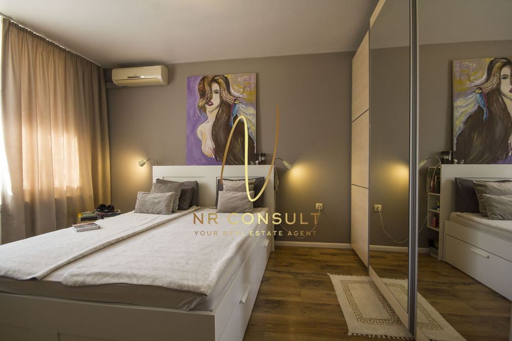 Продава се Многостаен апартамент в София, Изток - 200 кв.м за 2990 €/кв.м - Снимка #9