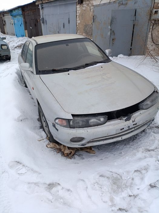 Продам Митсубиси по запчастям