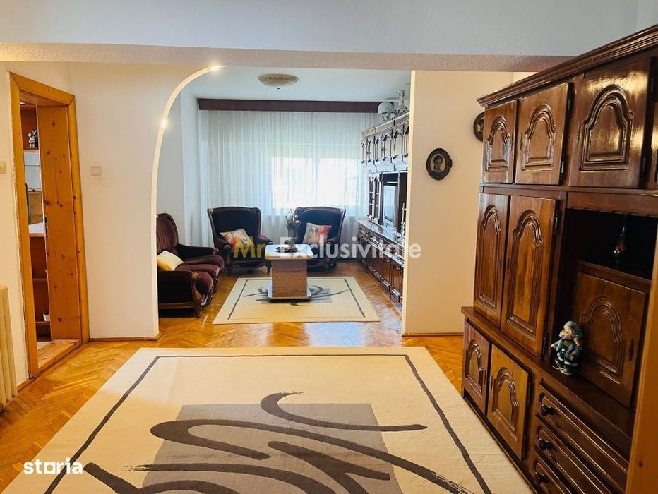 Apartament ultracentral, 3 camere, cu priveliste impresionanta, langa — fotografia 2