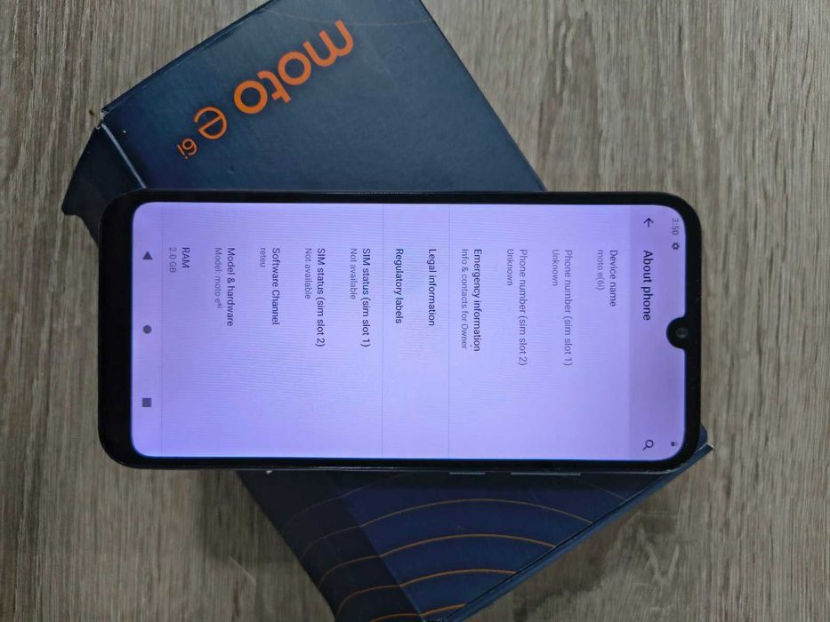 Мобилен телефон Motorola E6i