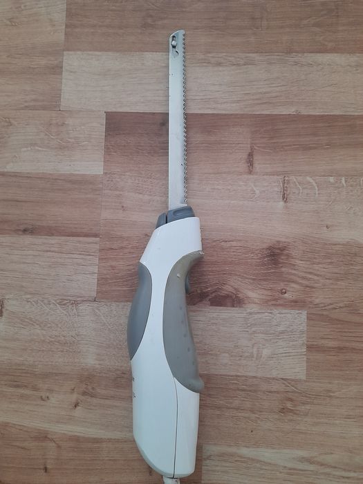 Електрически нож за хляб и месо