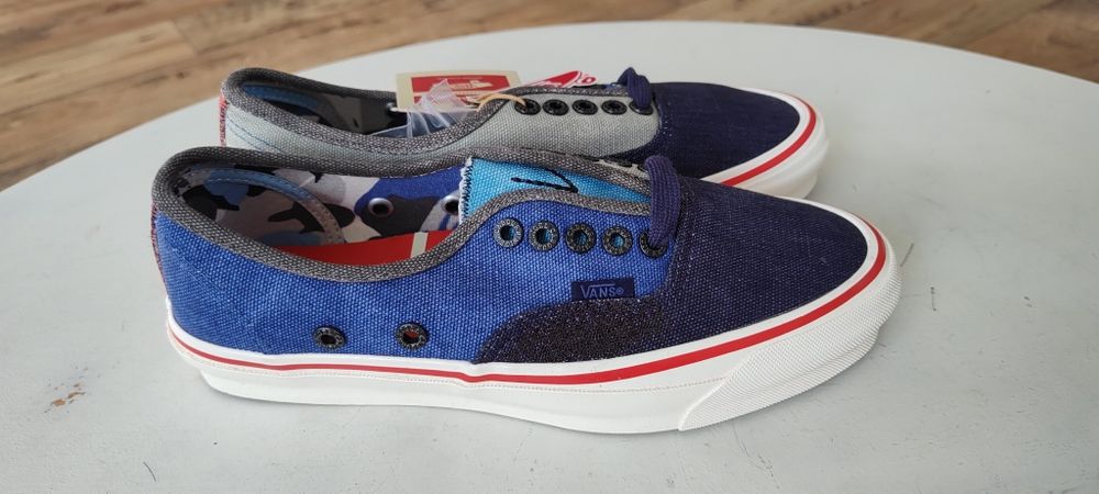 Vand incaltaminte VANS noi