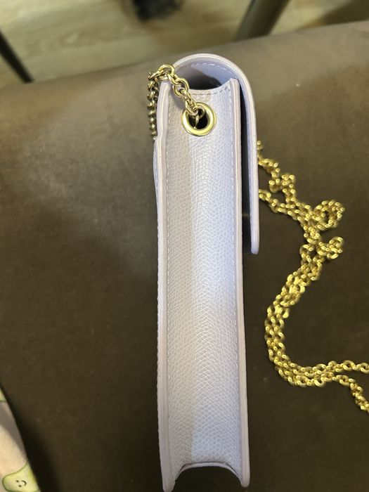 Чанта Furla.