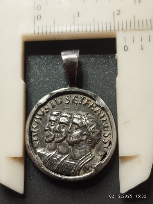 Антична висулка -репродукция