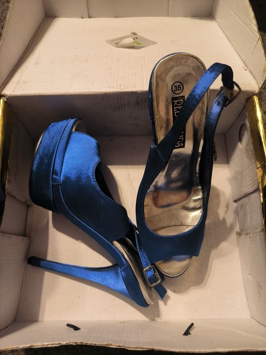 Pantofi damă stare bună