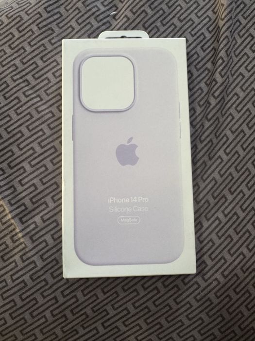 Официальные новые чехов на iphone 14 Pro