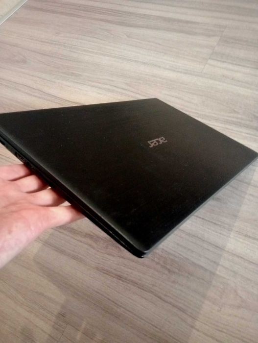 Ноутбук ACER Aspire 3