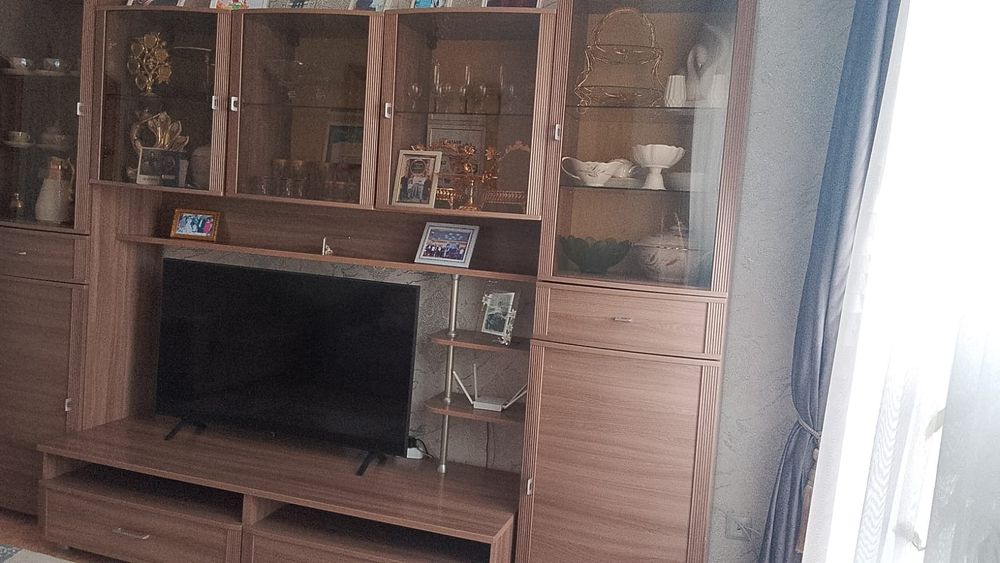 Срочно  продам  стенку
