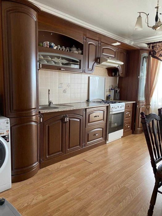 Продам 4 ком в мкр Наурыз 2012г постройки