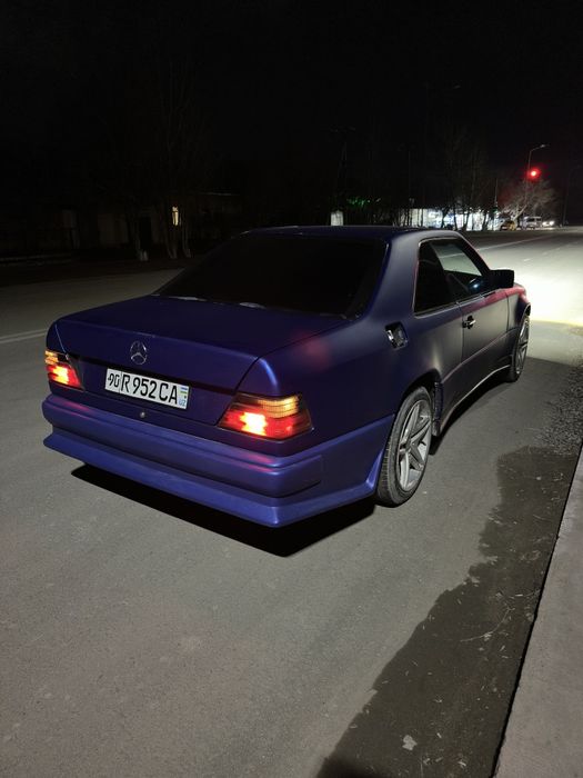 Mercedes-Benz W124 Coupe