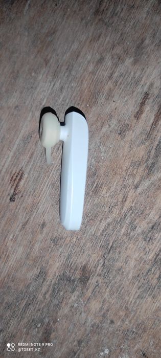 Bluetooth наушник