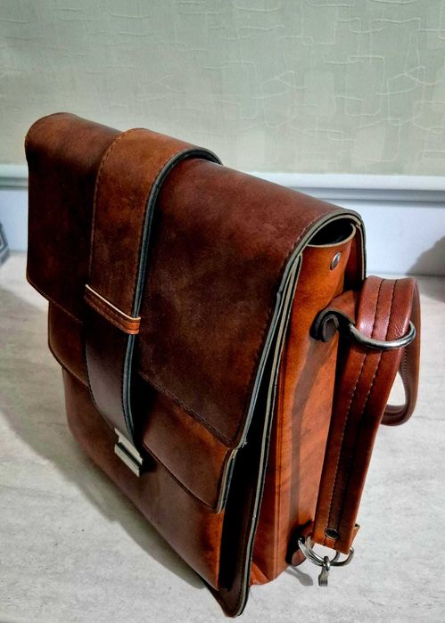Geantă crossbody din piele ecologică maro