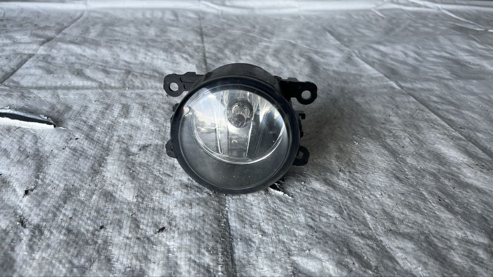 2 броя халоген от Renault