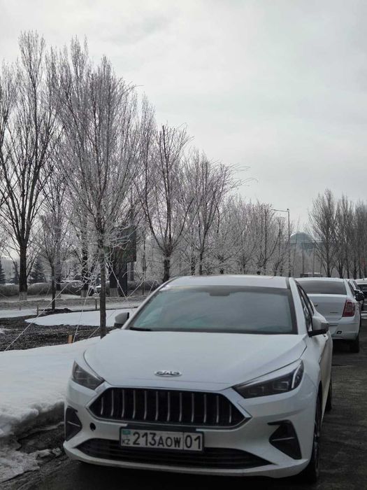 ТРЕБУЕТСЯ ТАКСИСТ на наши машины