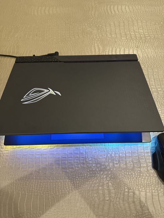 ASUS ROG Strix G513RC – Ryzen 7 / RTX / 144Hz