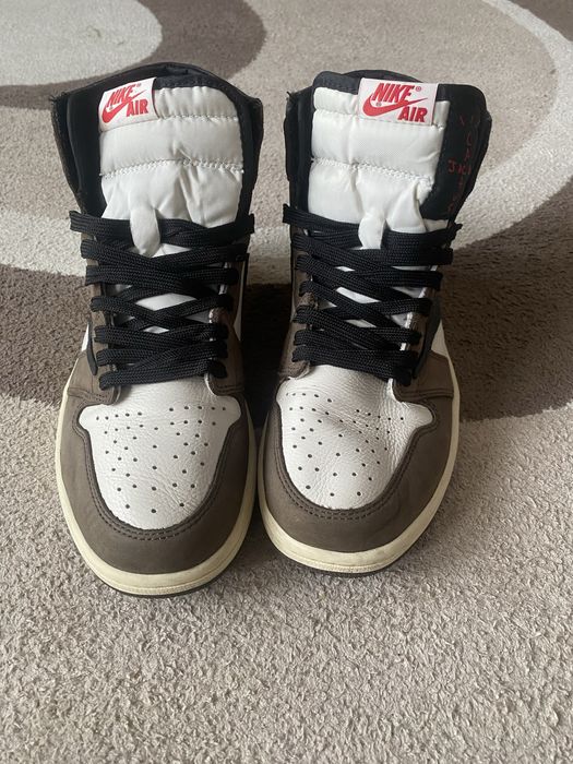 Jordan 1 Retro High OG SP Traviss Scott Mocha