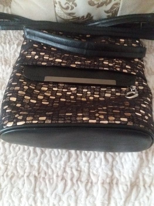 Сумочка женская продам