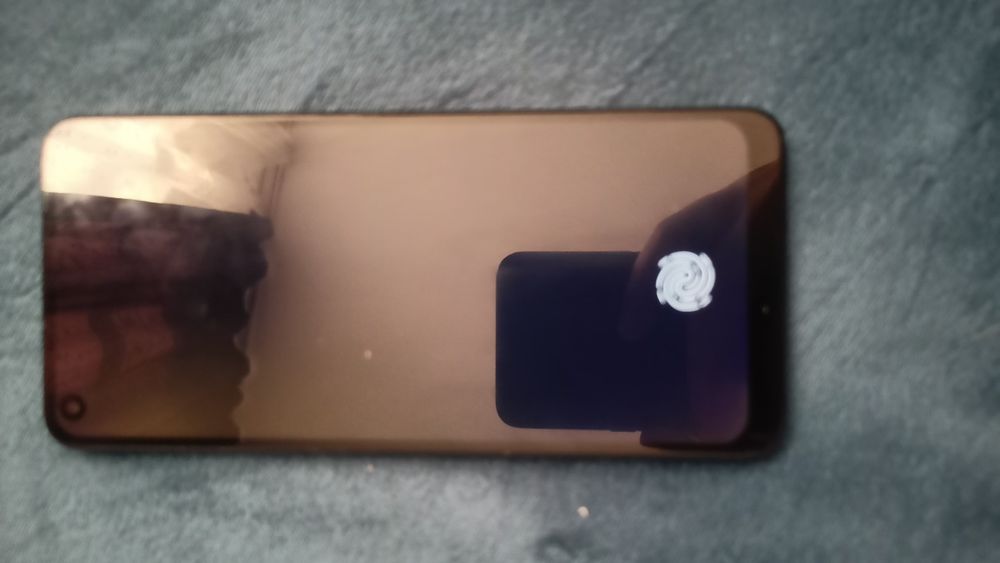 Продам телефон Oppo Reno 7