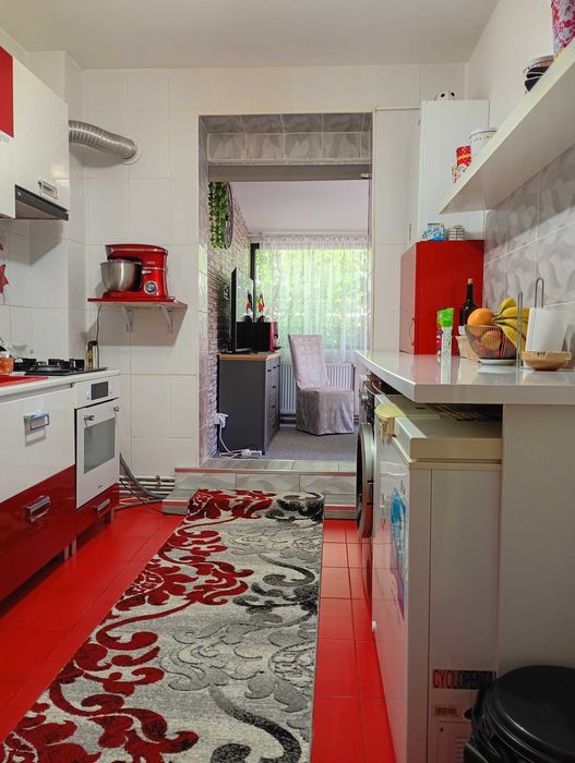 Vând casă la 2 km de Târgoviște