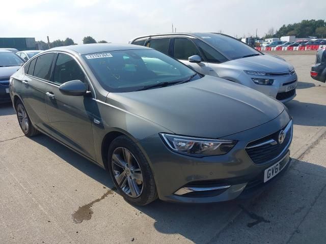 Dezmembrez Opel Insignia B