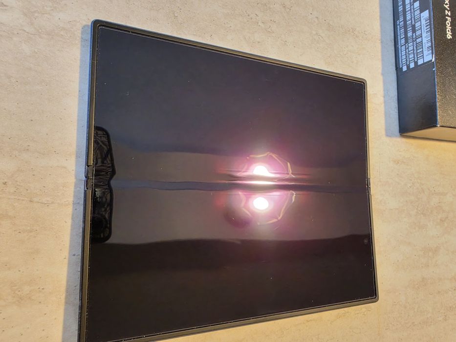 Samsung Z Fold 6 256GB Гаранция!