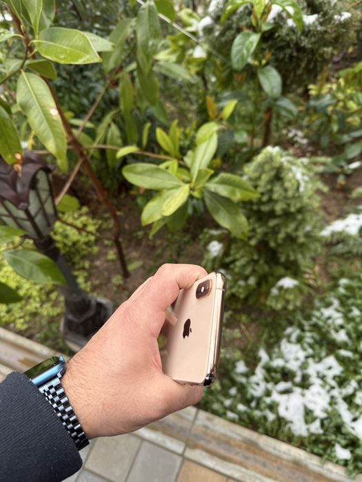 Iphone xs ayfon xs 64gb Gold sotiladi tel ideal aybi yo face ishlidi