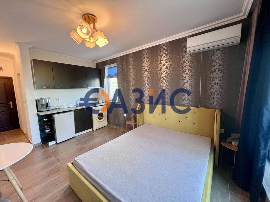 Продава се Едностаен апартамент в к.к. Слънчев бряг - 33 кв.м за 920 €/кв.м - Снимка #6